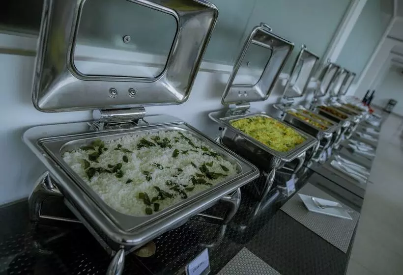 Trincomalee Beach Resort & Spa