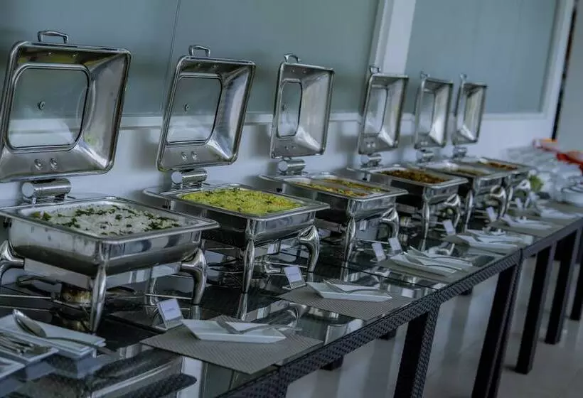 Trincomalee Beach Resort & Spa