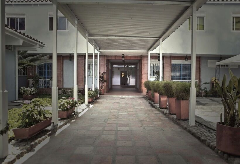 Tropica Hotel Boutique   Hostel