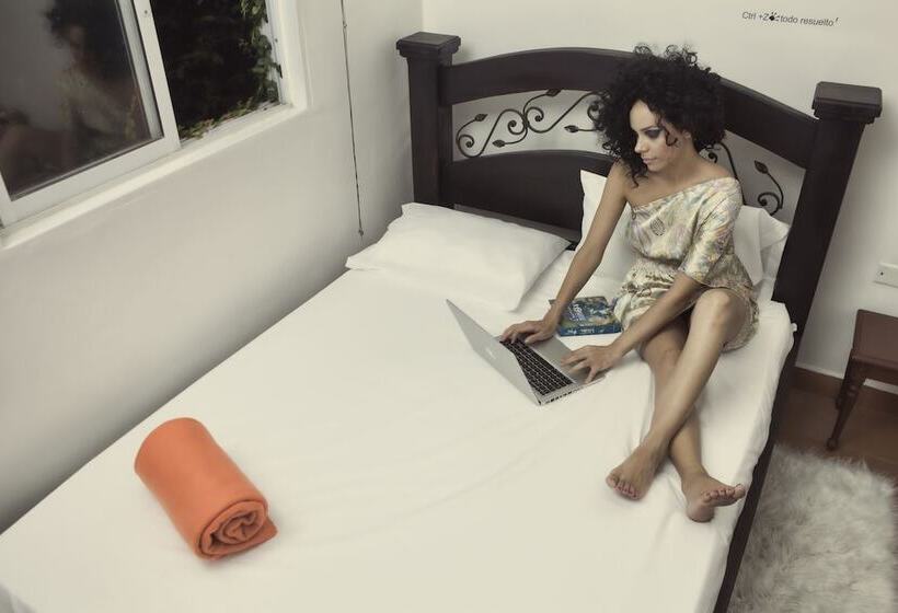 Tropica Hotel Boutique   Hostel