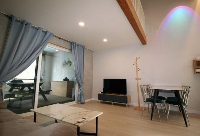 Yangpyeong La Terrace Pension