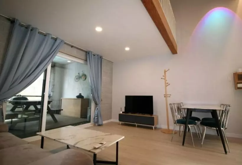 Yangpyeong La Terrace Pension