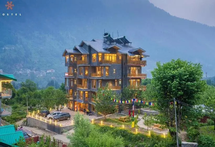 هاستل Zostel Old Manali, Goshal Road