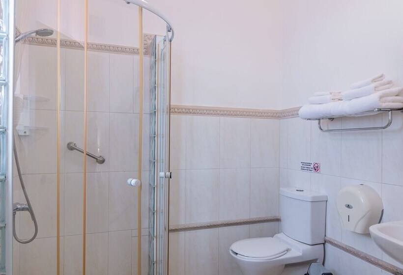 پانسیون Hostal Calis Habana