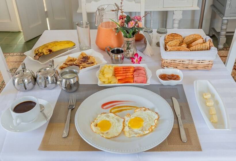 پانسیون Hostal Calis Habana