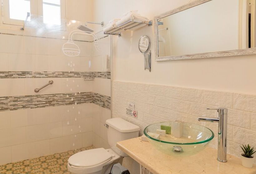 پانسیون Hostal Calis Habana