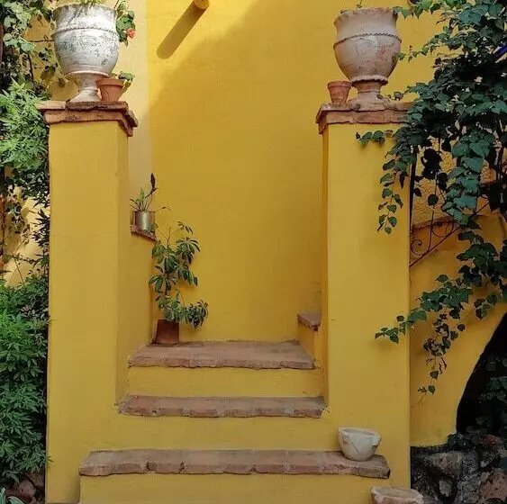 پانسیون Casa Amistad