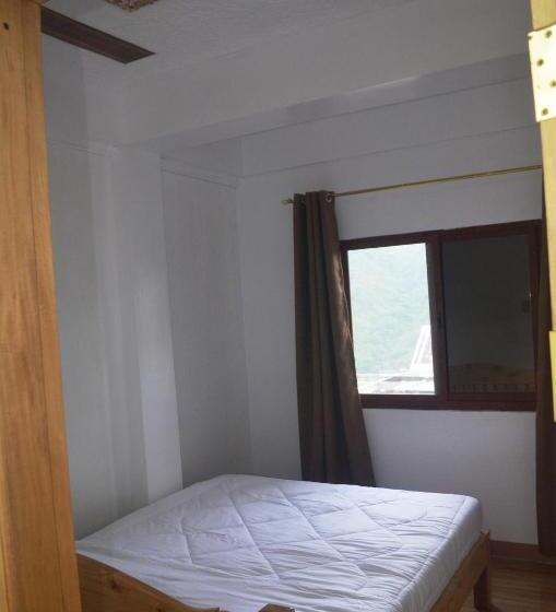 Vandrarhem Batad Roberto S Abung Inn And Restaurant