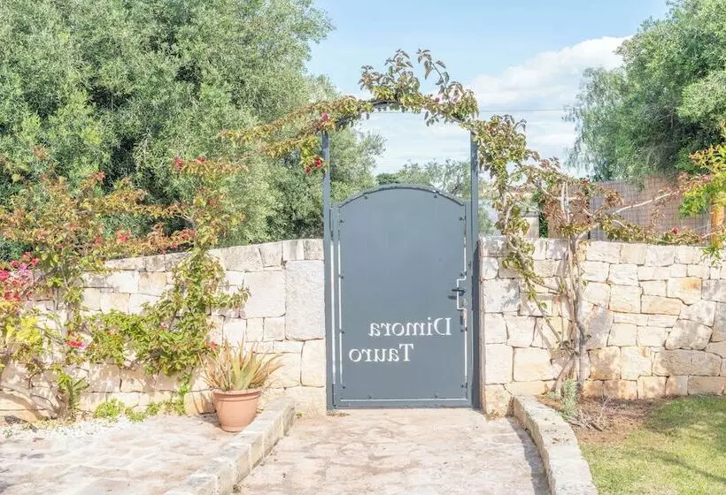 تختخواب و صبحانه Dimora Tauro