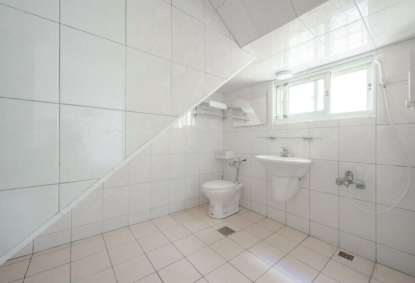 Sea Month Bed And Breakfast