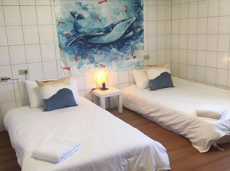 تختخواب و صبحانه Liuqiu Cozy Room