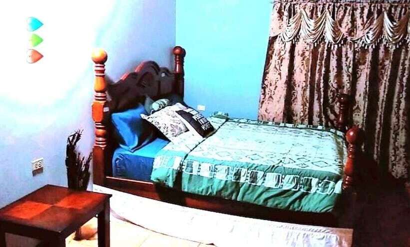 تختخواب و صبحانه Major Key Property