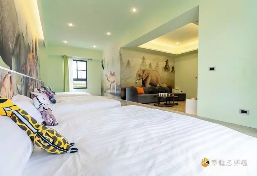 تختخواب و صبحانه Wunan Zoo Family Homestay