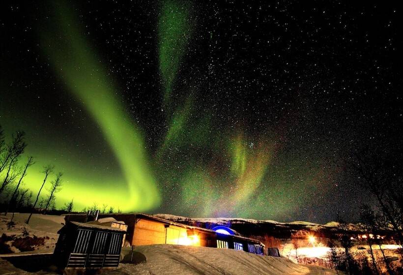 Szálloda Basecamp Nord Indoor Camping