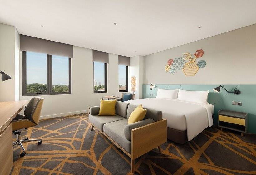 Hotel Hiive By Fusion Binh Duong