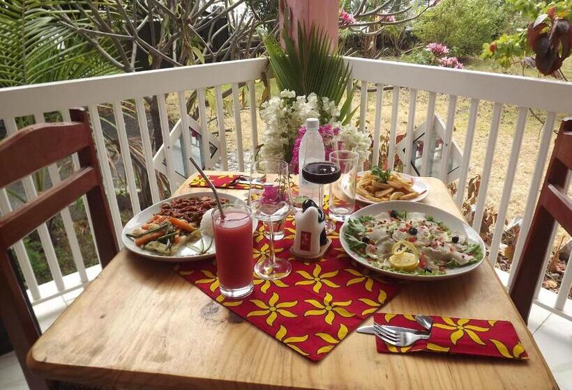 هتل Hôtel La Grillade