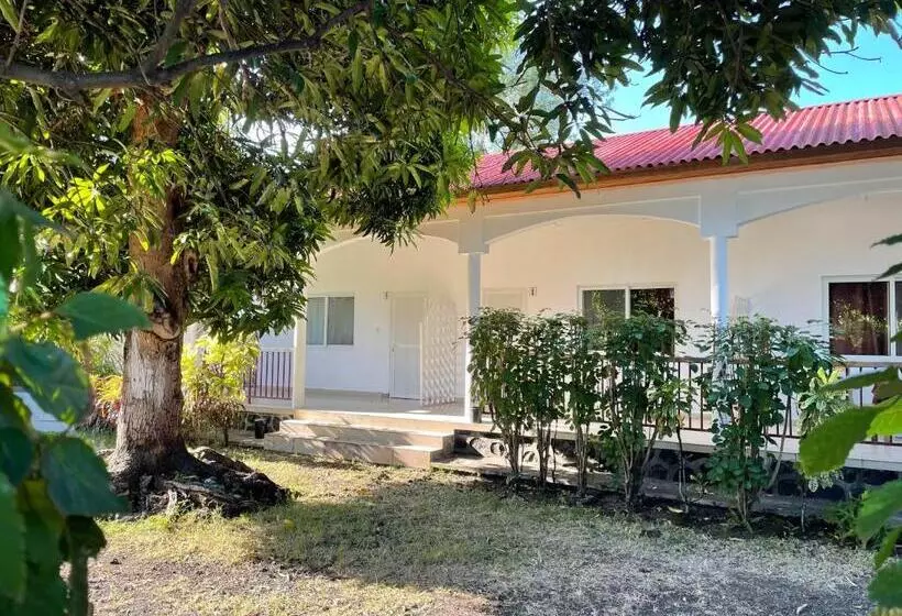 هتل Hôtel La Grillade