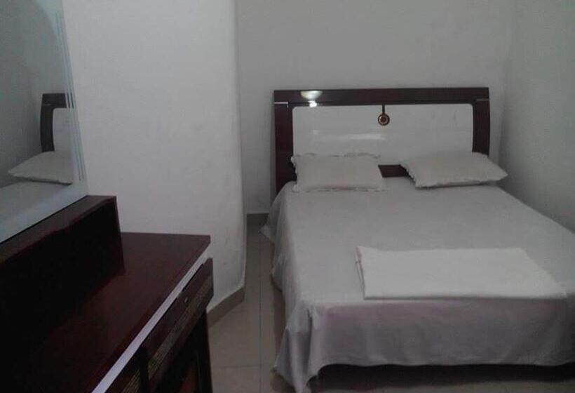 Medina Hotel Mutsamudu