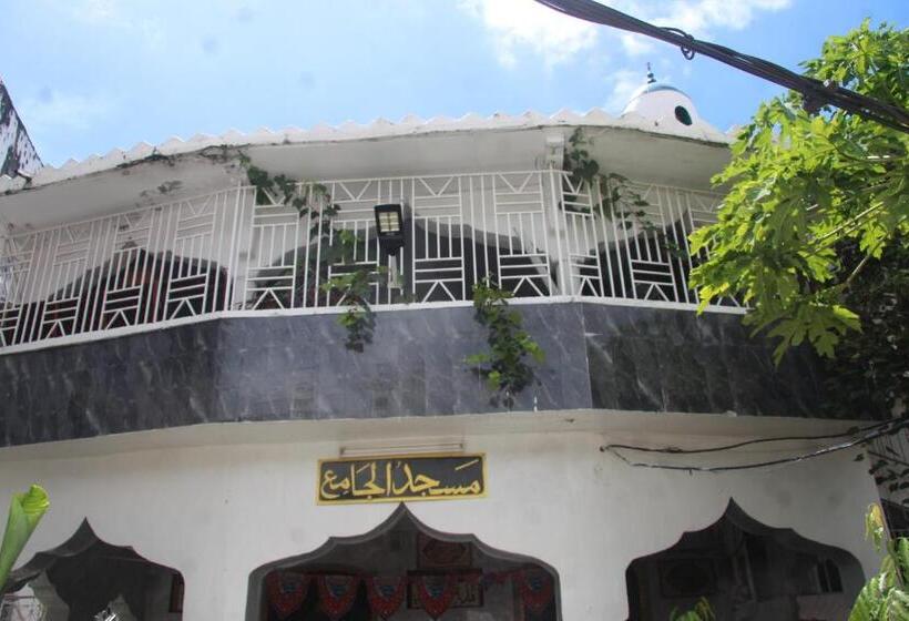 Medina Hotel Mutsamudu