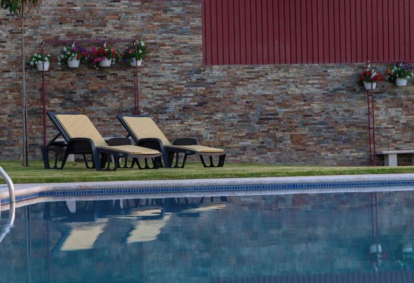 Пансион Golden Mirror