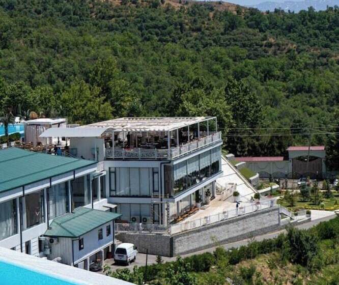 Resort Heaven's Garden