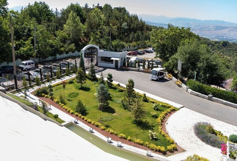 Resort Heaven's Garden