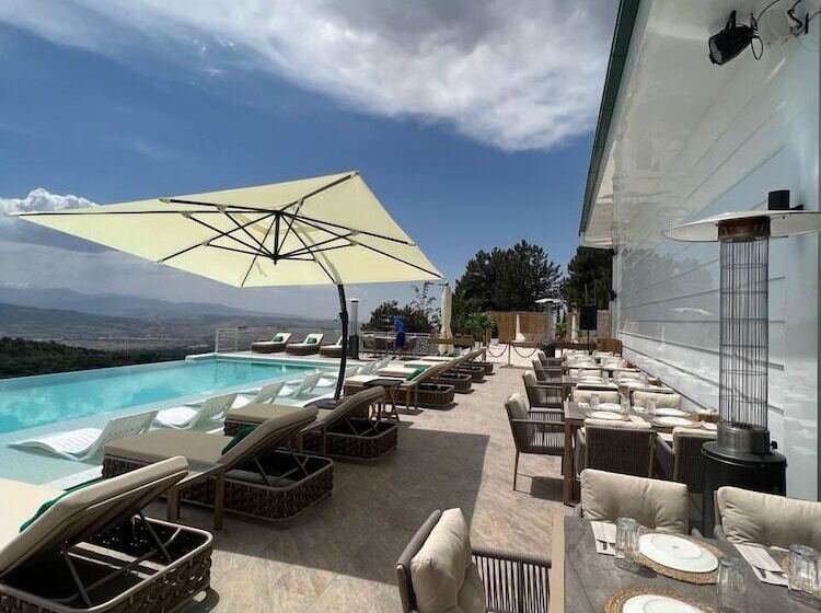 Resort Heaven's Garden