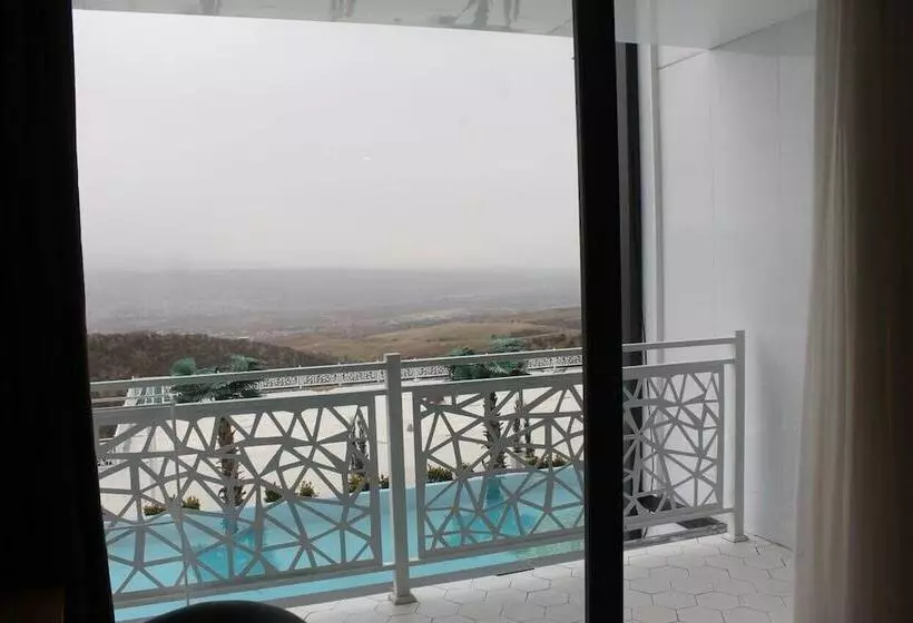 リゾートホテル Heaven's Garden