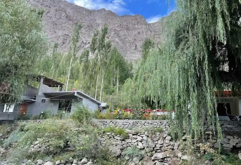 Shahi Resort Kachura