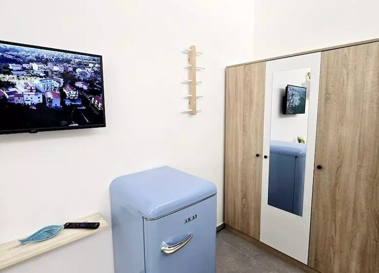 ベッドアンドブレックファースト Aquamarina Rooms