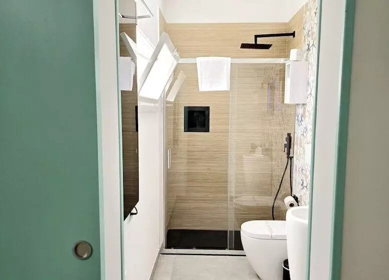 ベッドアンドブレックファースト Aquamarina Rooms