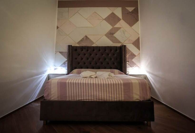 تختخواب و صبحانه Petramare Charming House