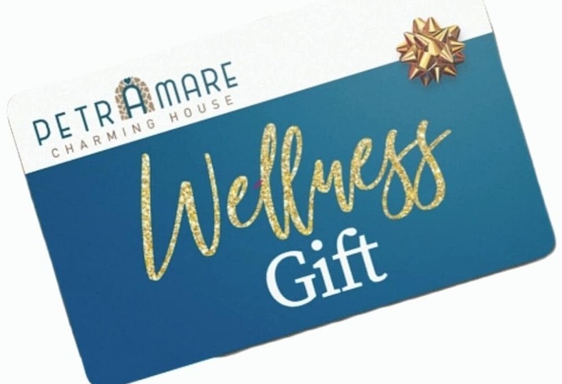 تختخواب و صبحانه Petramare Charming House