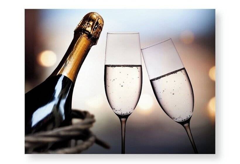 تختخواب و صبحانه Petramare Charming House