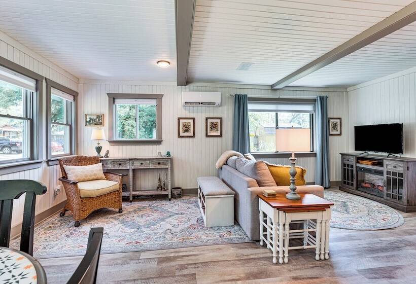 Cambridge Cabin   3 Min Walk To Lake Ripley!