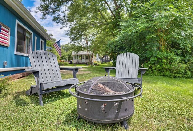 Cambridge Cabin   3 Min Walk To Lake Ripley!