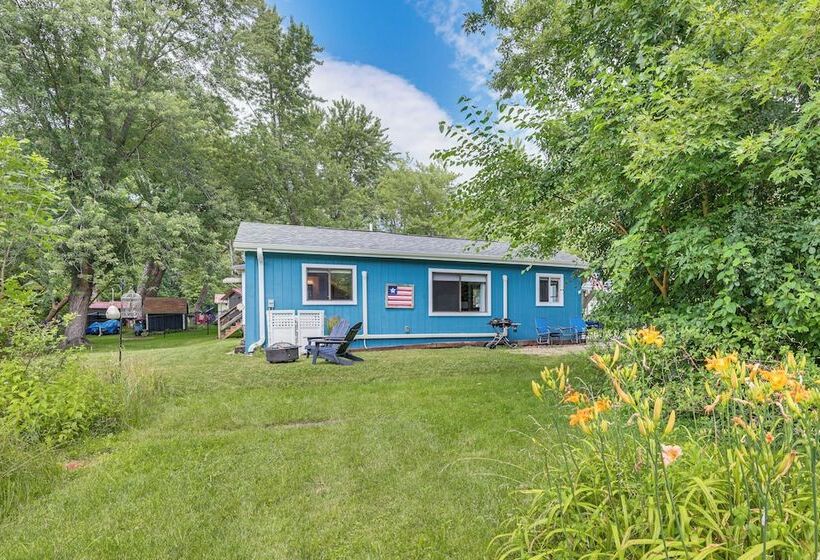 Cambridge Cabin   3 Min Walk To Lake Ripley!