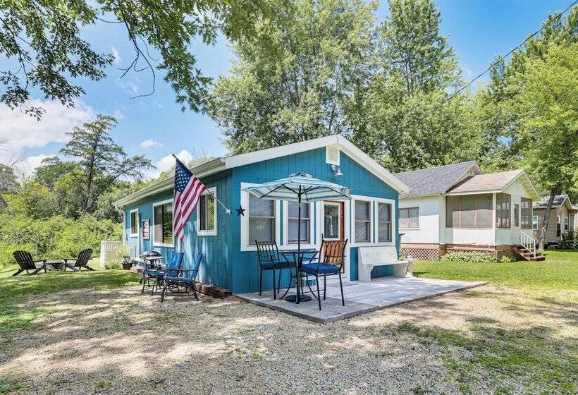 Cambridge Cabin   3 Min Walk To Lake Ripley!