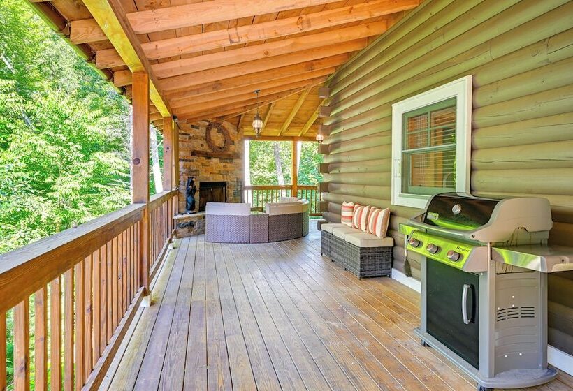 Cashiers Cottage W/ Screened Porch & Trail Access!