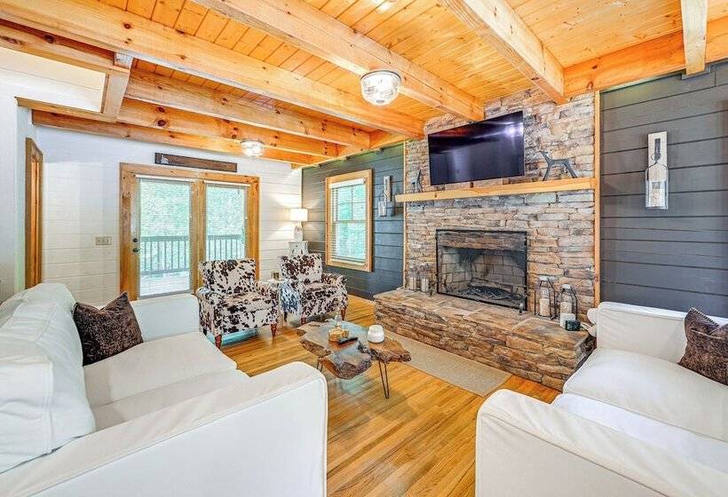 Cashiers Cottage W/ Screened Porch & Trail Access!
