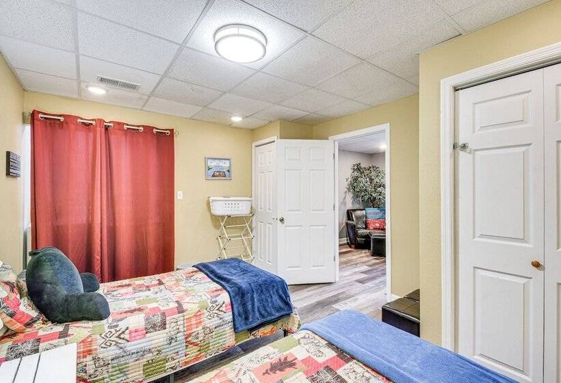 Hiawassee Hideaway: Hot Tub, Lake & Mountain Views