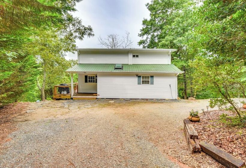 Hiawassee Hideaway: Hot Tub, Lake & Mountain Views