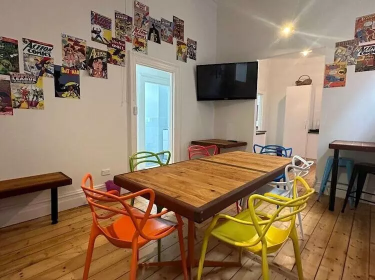 ホテル Ark Apartments