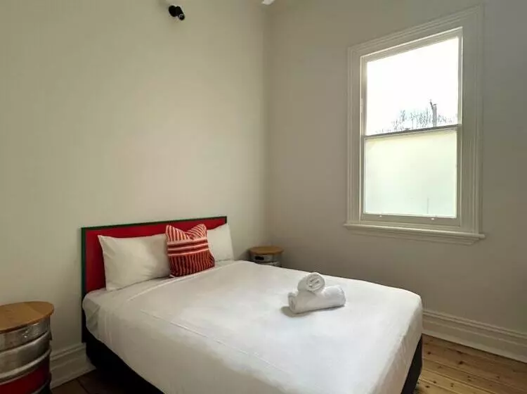 ホテル Ark Apartments