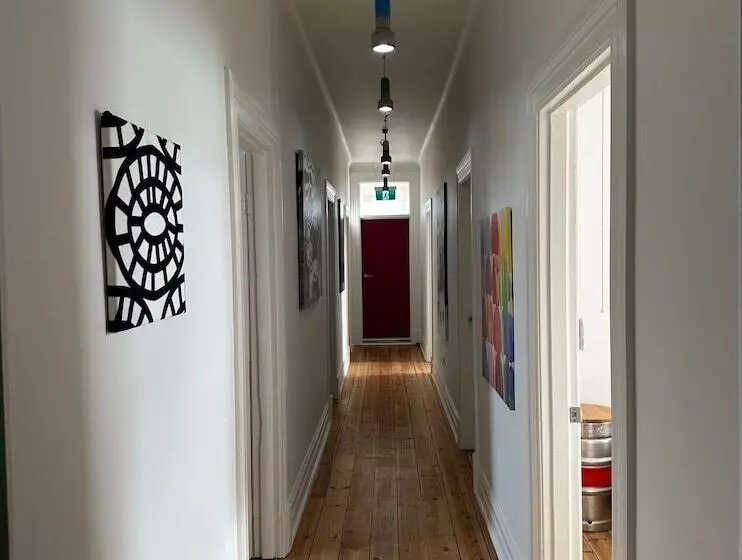 ホテル Ark Apartments