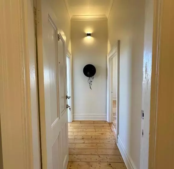 ホテル Ark Apartments