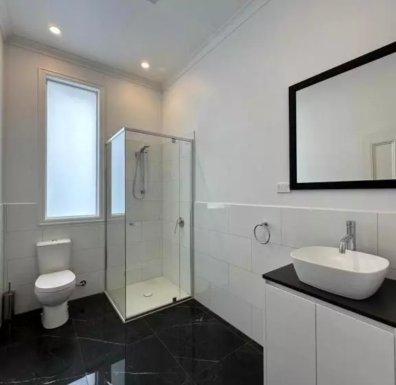 ホテル Ark Apartments