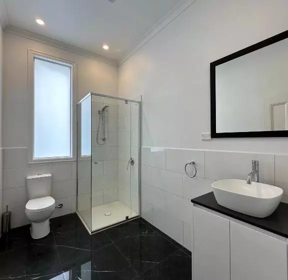 ホテル Ark Apartments