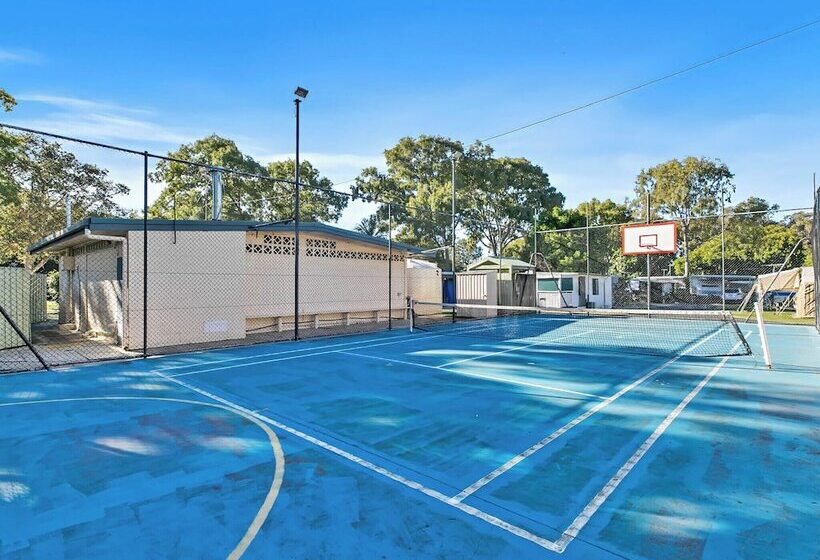 Отель Bribie Island Caravan Park