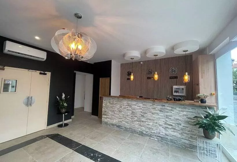 Hotelli Du Parc Canal